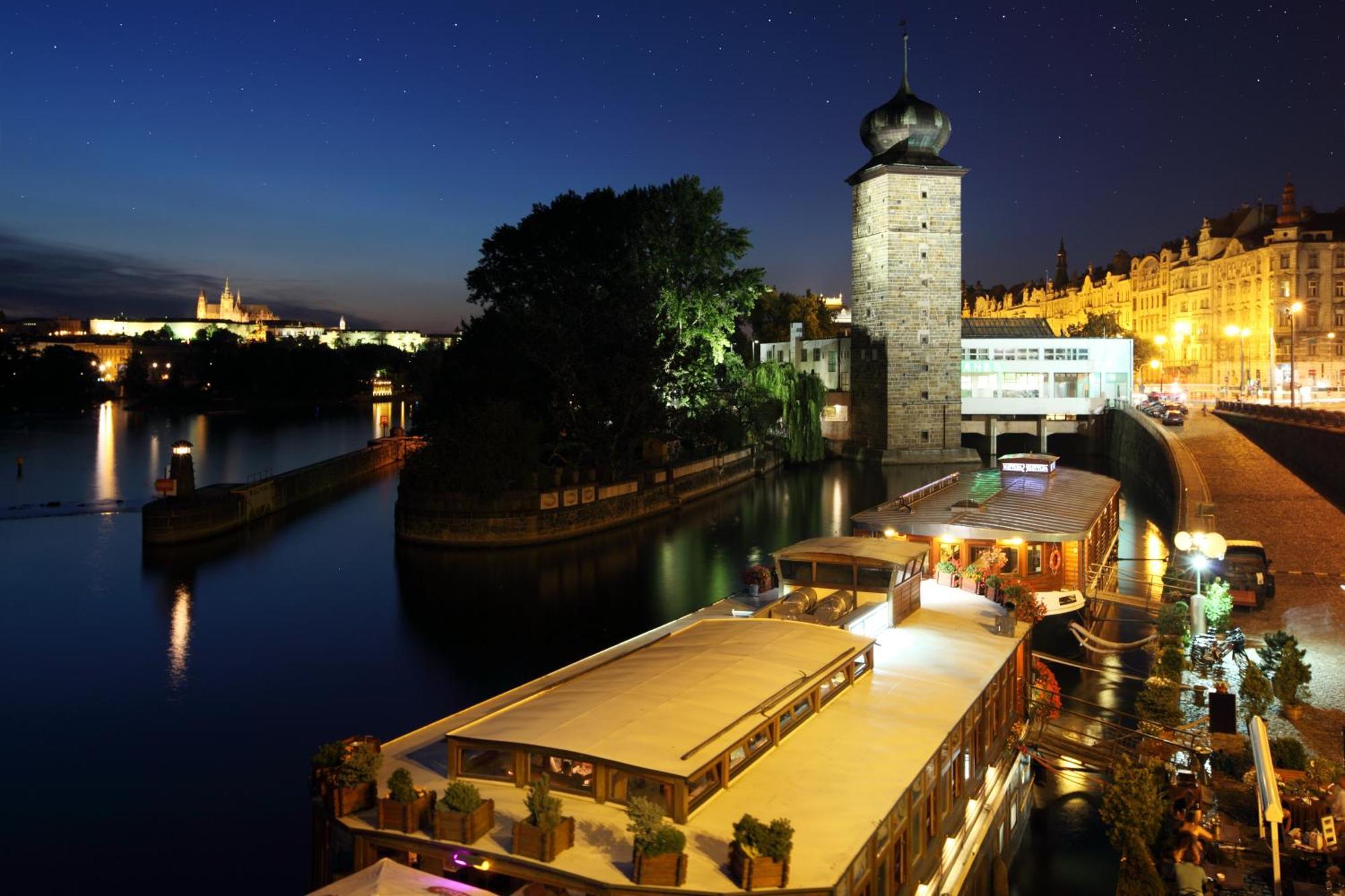 Boat Matylda Praha
